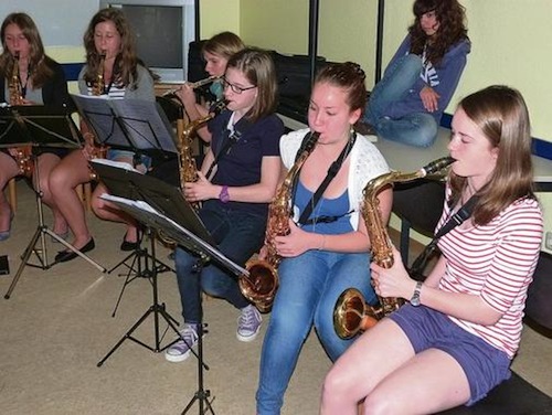 Die Saxophonbl&auml;ser beherrschen ihr Instrument bereits auf einem hohen Niveau. 