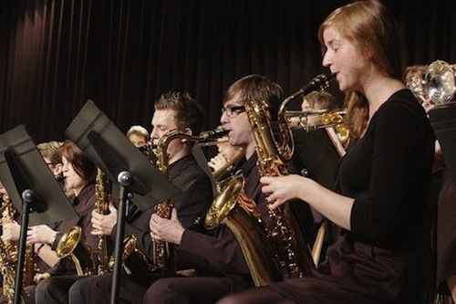 Die Stadthäger Bigband "Body & Soul" begeistert im Ratsgymnasium.